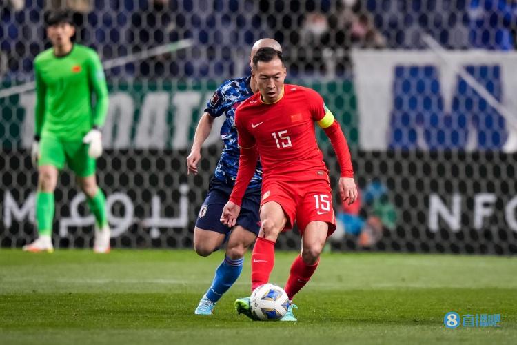 北青预测国足战阿曼首发:三后卫体系,吴曦回归戴伟浚首发